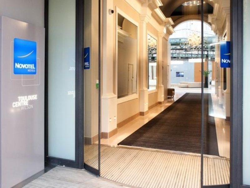 Holiday Inn Toulouse Centre Exterior foto