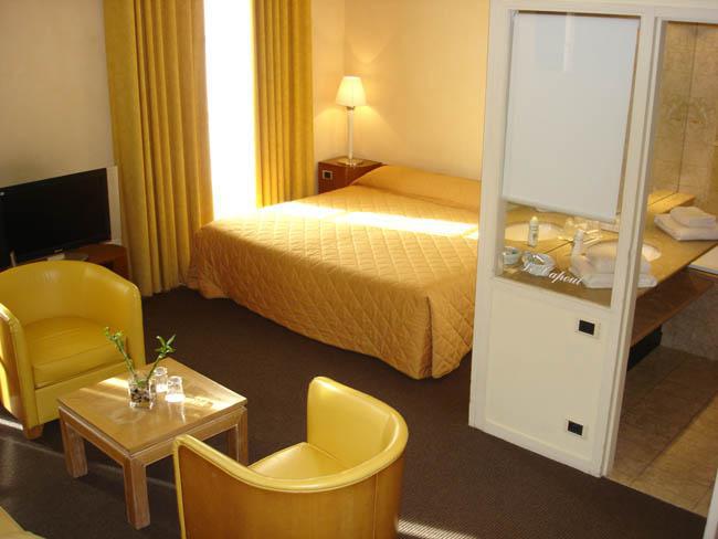 Holiday Inn Toulouse Centre Habitación foto